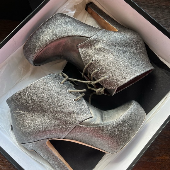 CHANEL lace up khaki booties heels - Picture 2 of 8